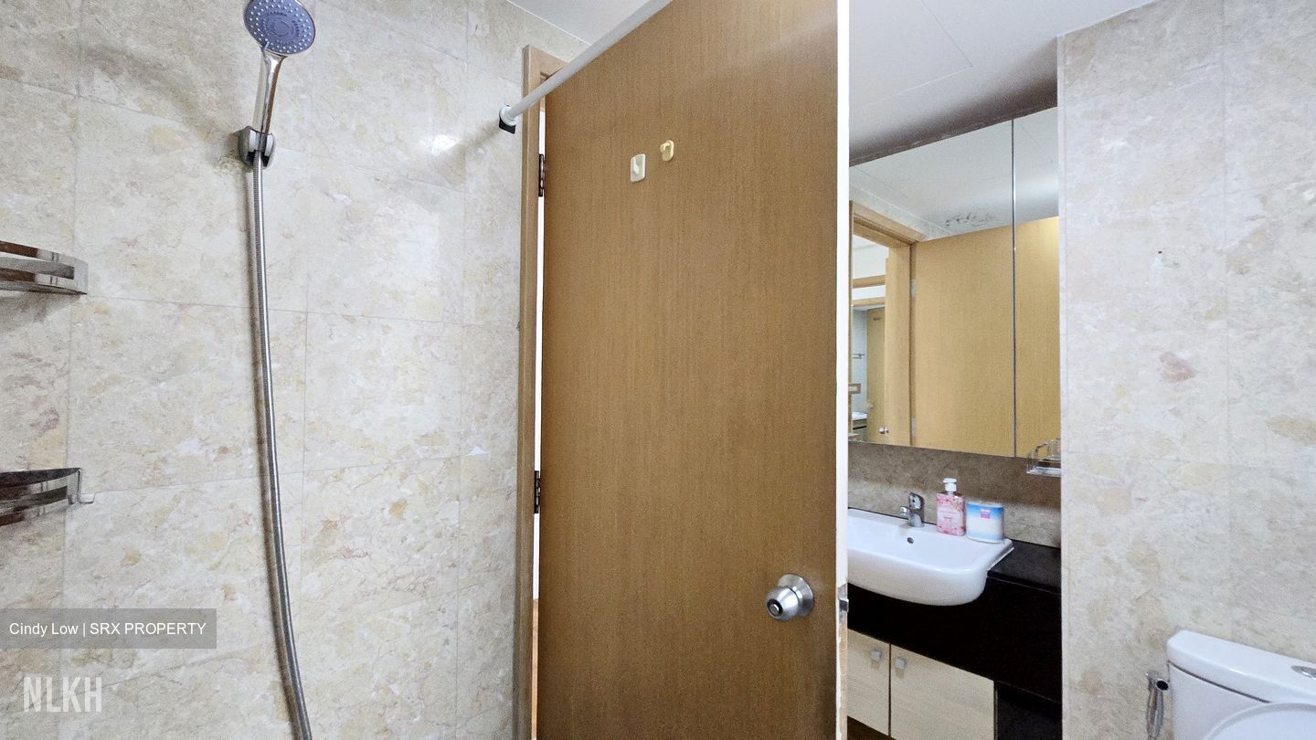 Lakeholmz (D22), Condominium #499888751